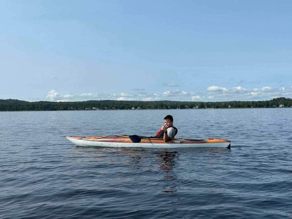 Kayak Cascouia sur le site des Chalets Baie Cascouia